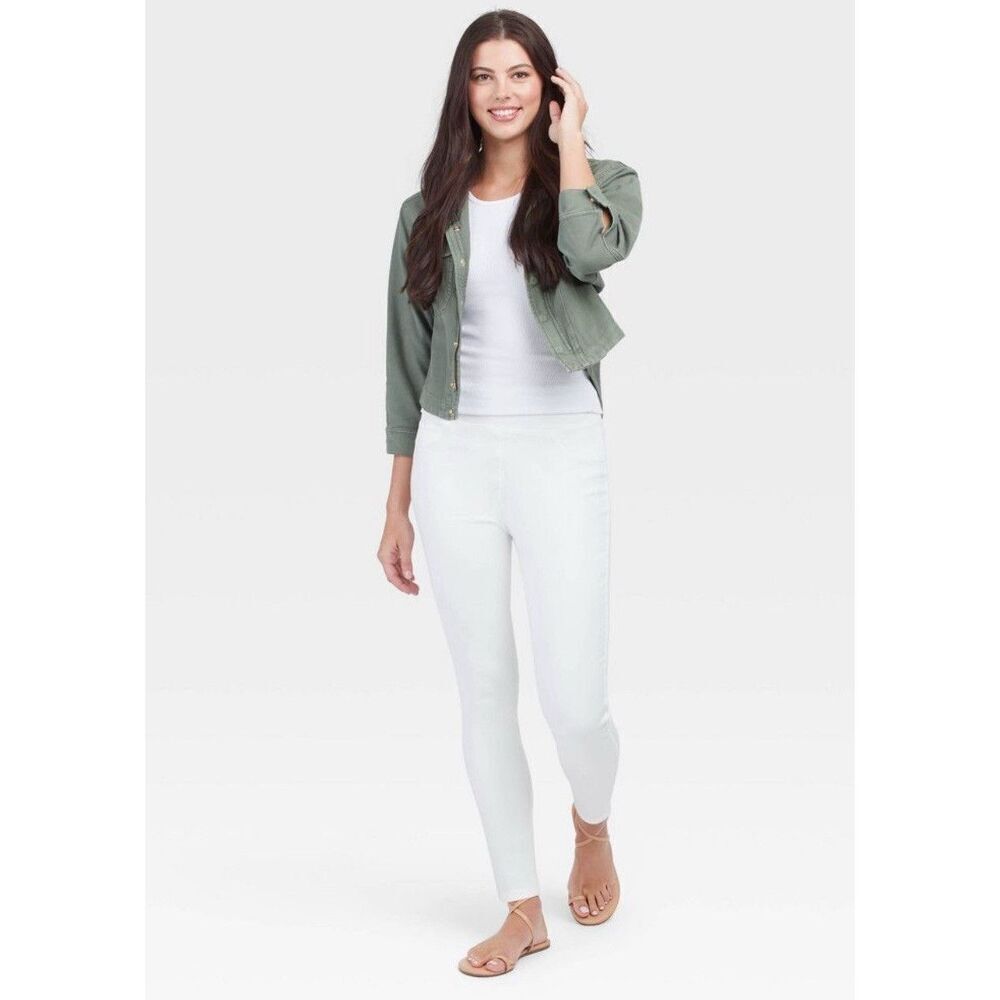 Assets by Spanx Womens Denim Skinny Leggings. Size M White. NWT. Z